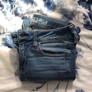American Eagle Light Wash Jeggings
